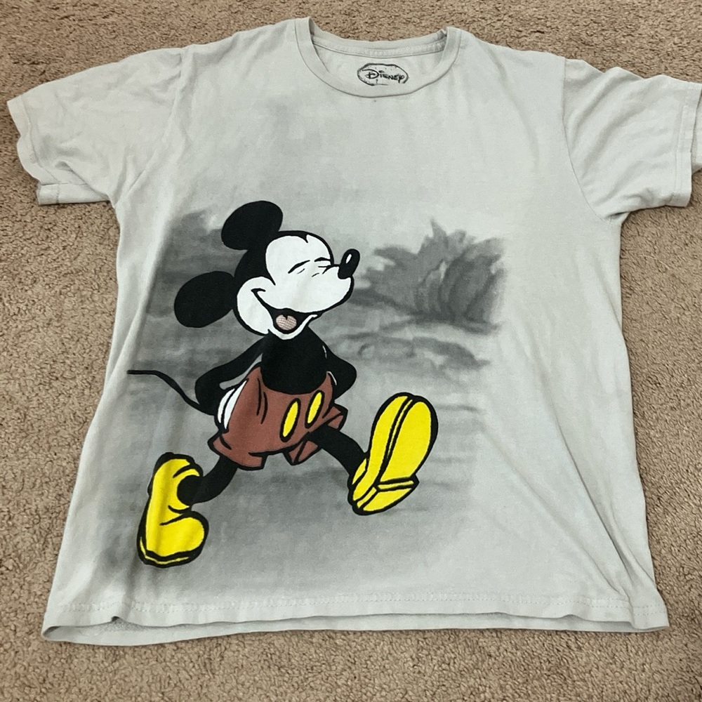 Men’s Mickey t shirt